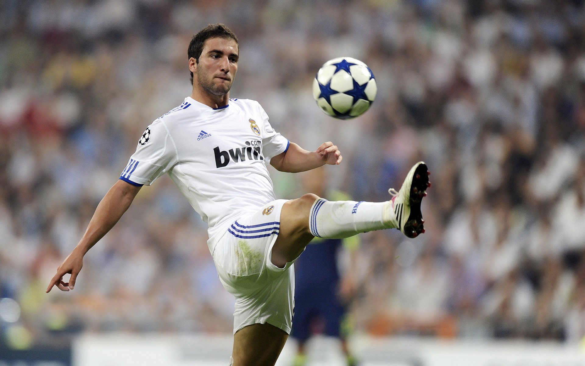 MotoGP赛道再度见证极速对决，motogp比赛